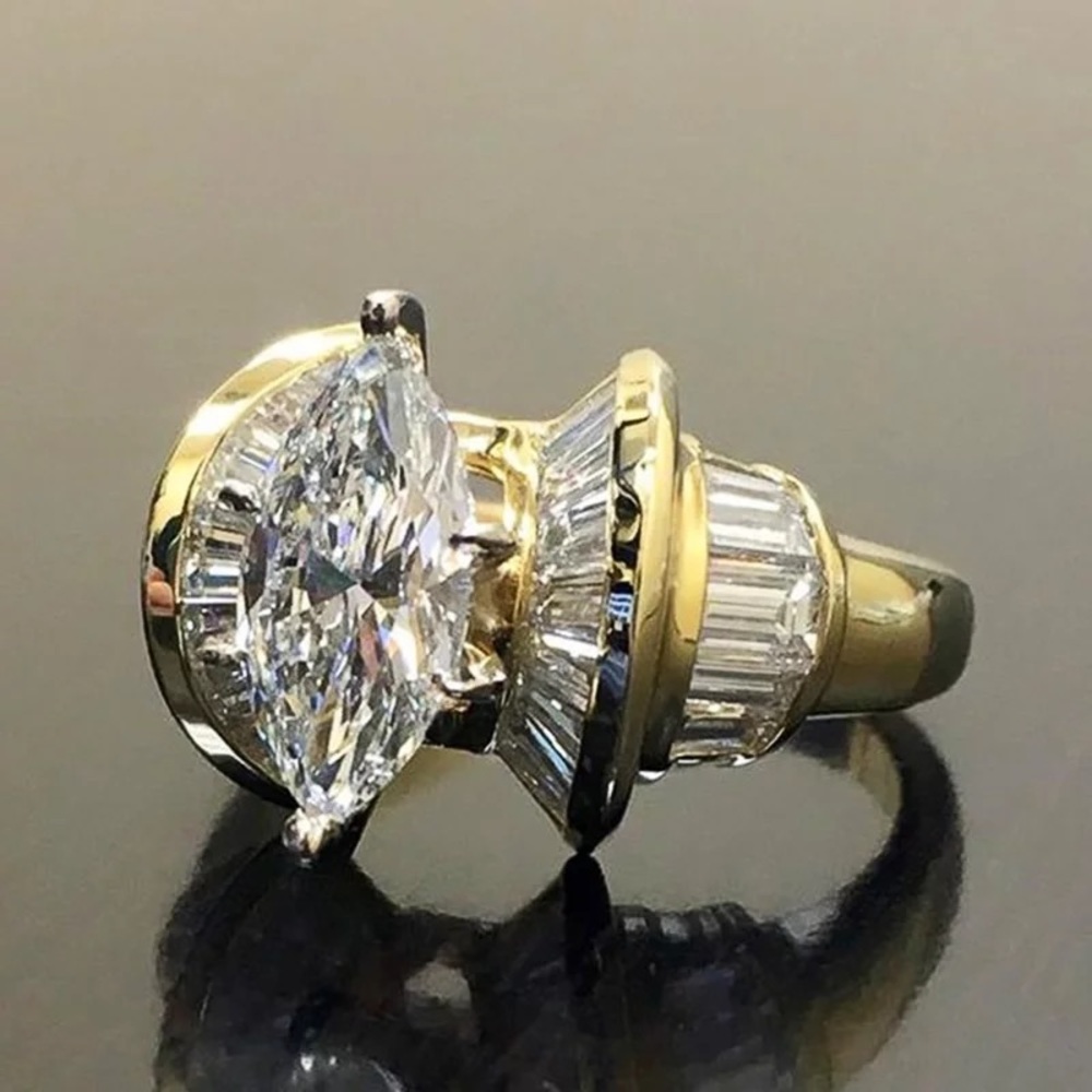 2.5ct Marquise Cut Ring - Picture 3 of 9